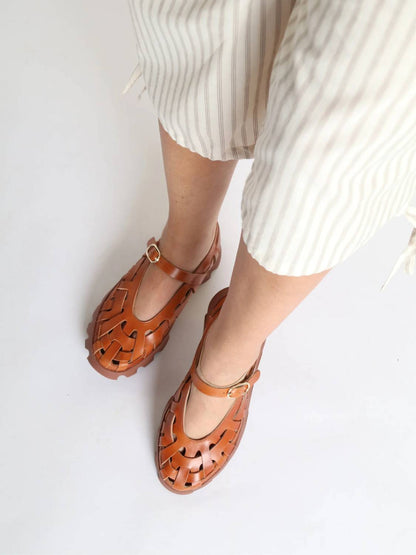 Women's Tura Lex Leather Platform Mary Jane Shoe