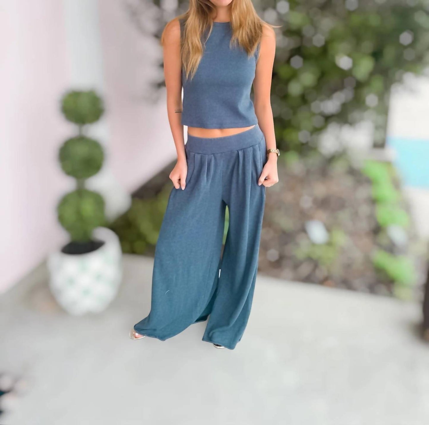 Lakeshore Two Piece Set