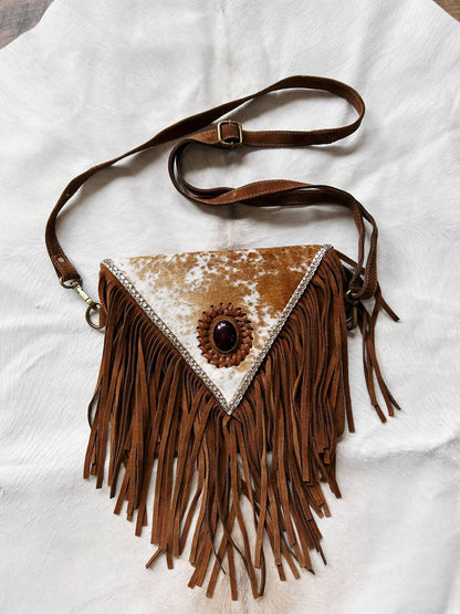 Women's Leather W/ Triangle Magnestic Flap Crossbody Bag