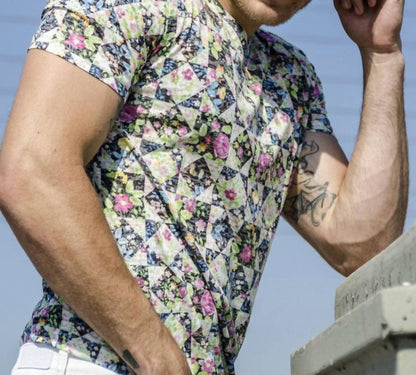 Men's Floral Print V-neck T-shirt