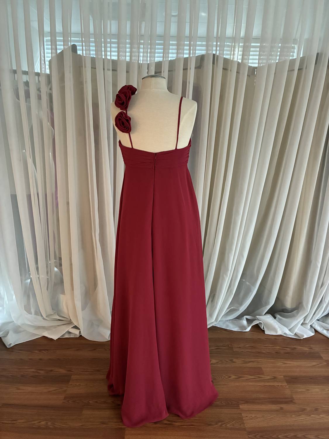 Women's Floor-Length Formal Gown