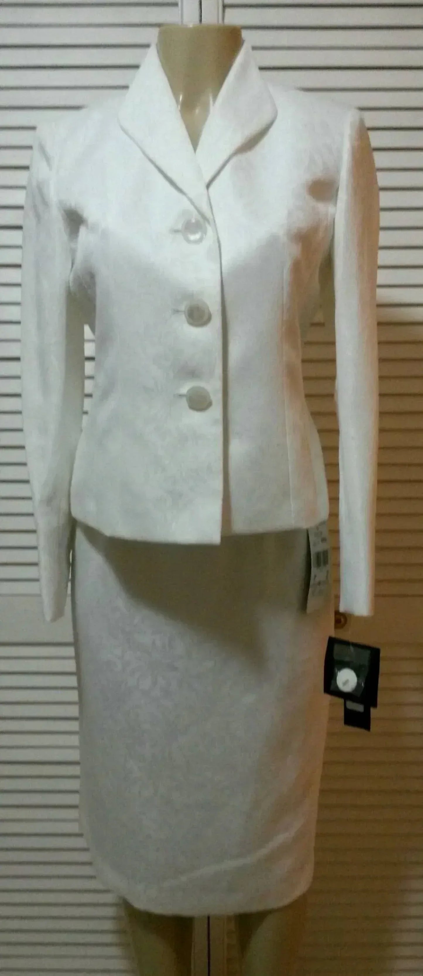 Le Suit - Women's Mystic Legend Skirt & Blazer - Rack Hunt