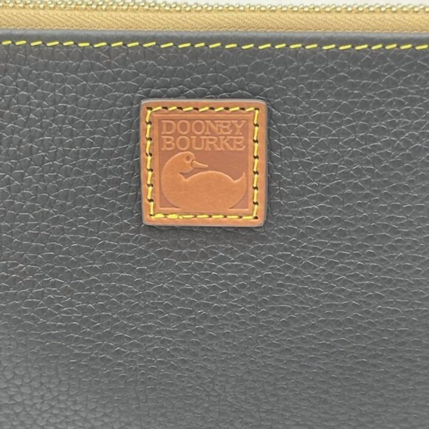 Women's Pebble Grain Leather Large Wristlet