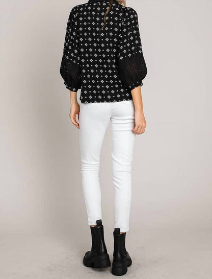 Bracelet Sleeve with Embroidered Eyelet Lace Trim Blouse