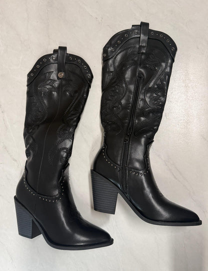 Women's Studded Cowgirl Boots