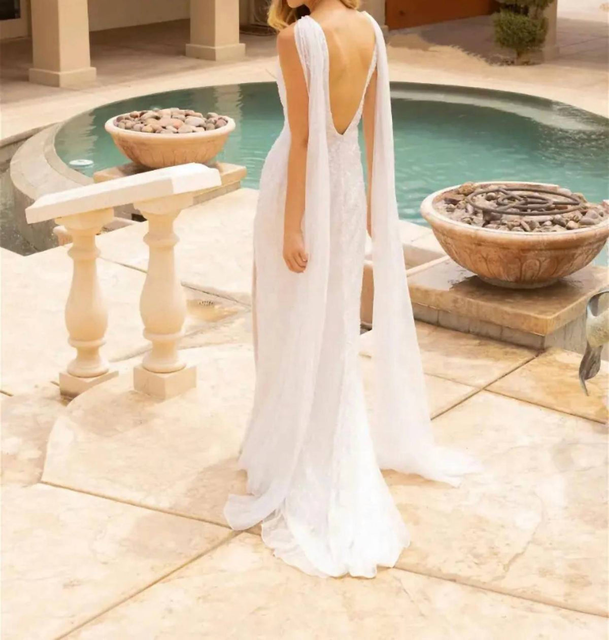 Queen Long Sequins Cape Prom Dress