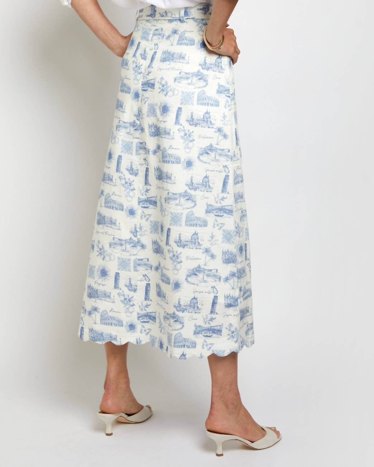 Joyce met Rachie - The Clara Skirt - Rack Hunt -