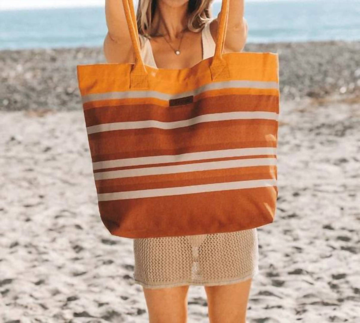 Women's Medan Beach Tote Bag