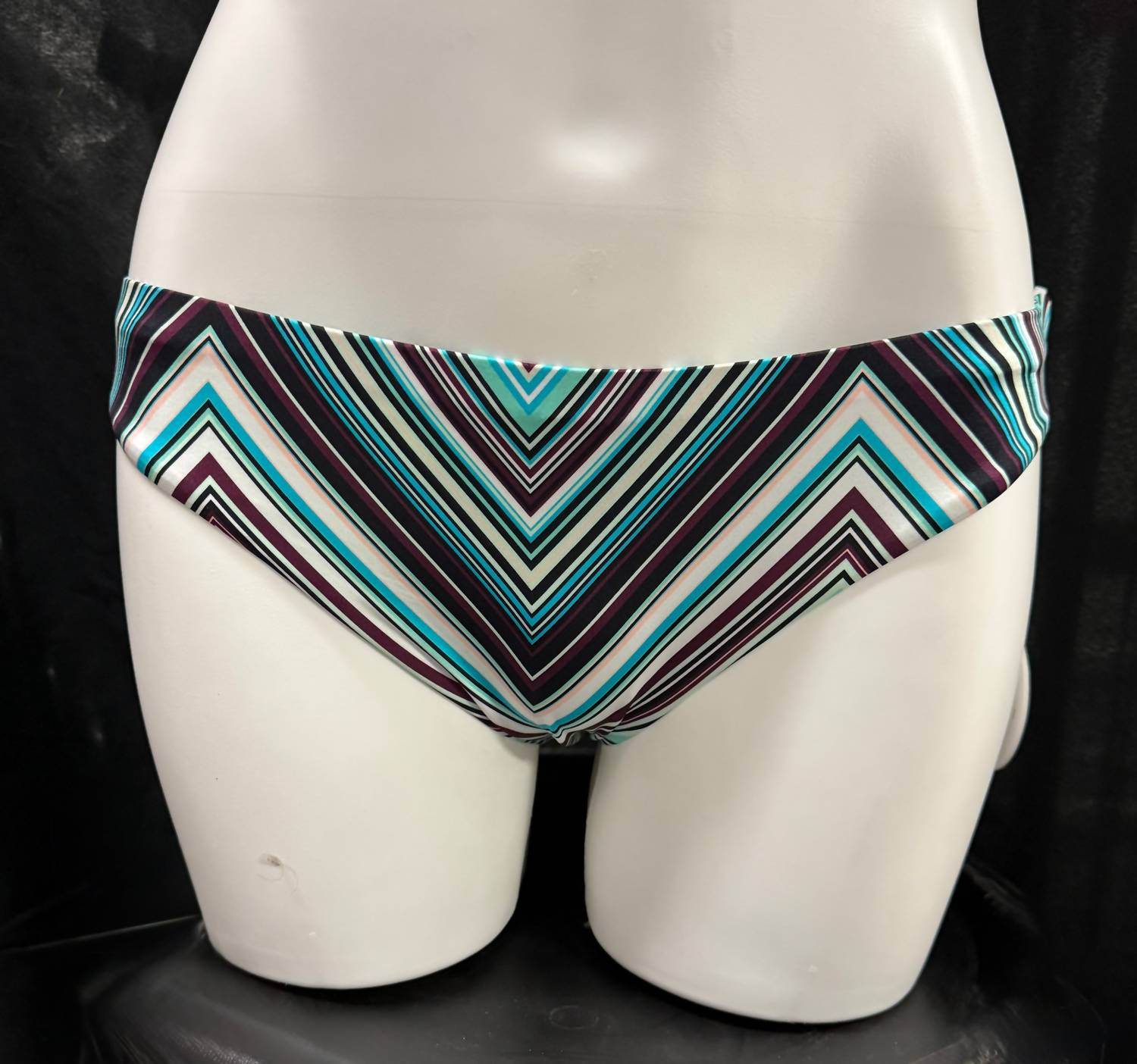 Radio Fiji - Women's Break Of Dawn Cala Pant - Rack Hunt -