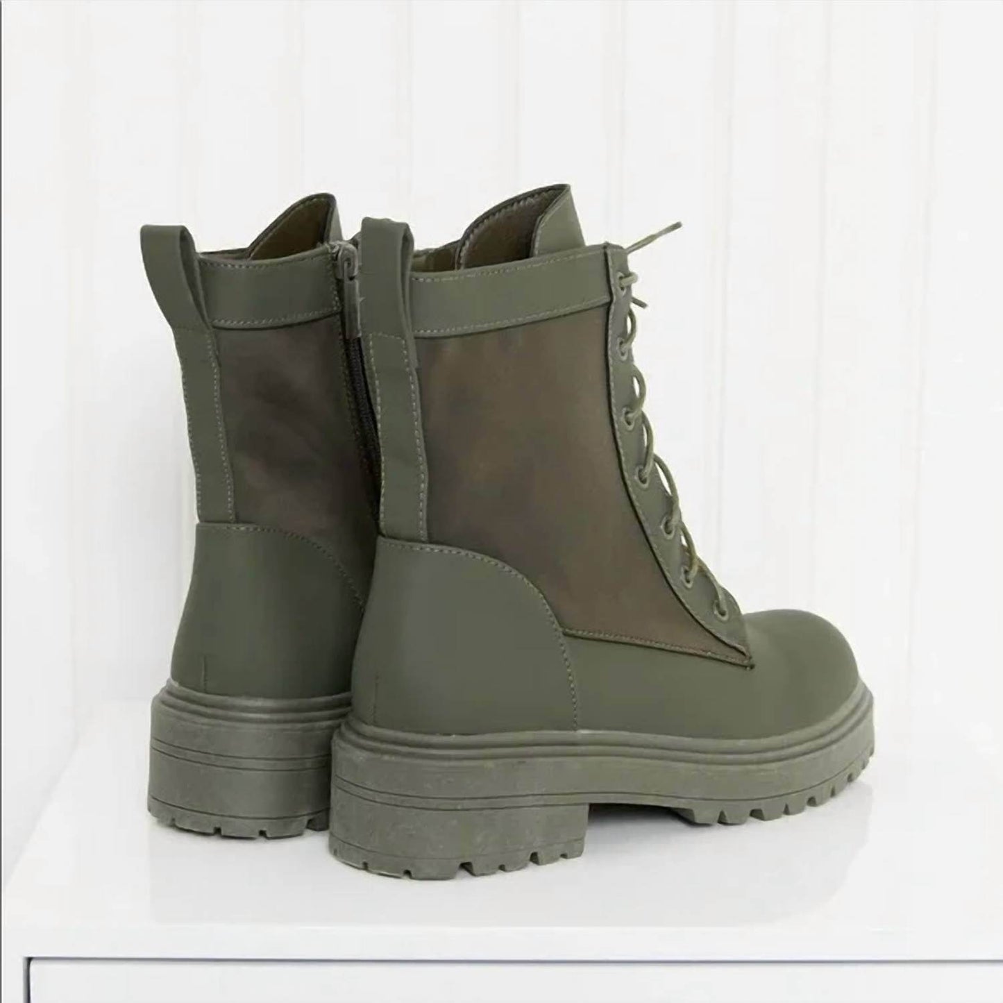 UniLady - Lace-Up Combat Booties - Rack Hunt -