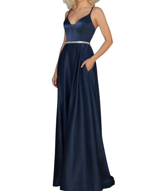 V-neck Sleeveless Maxi Dress