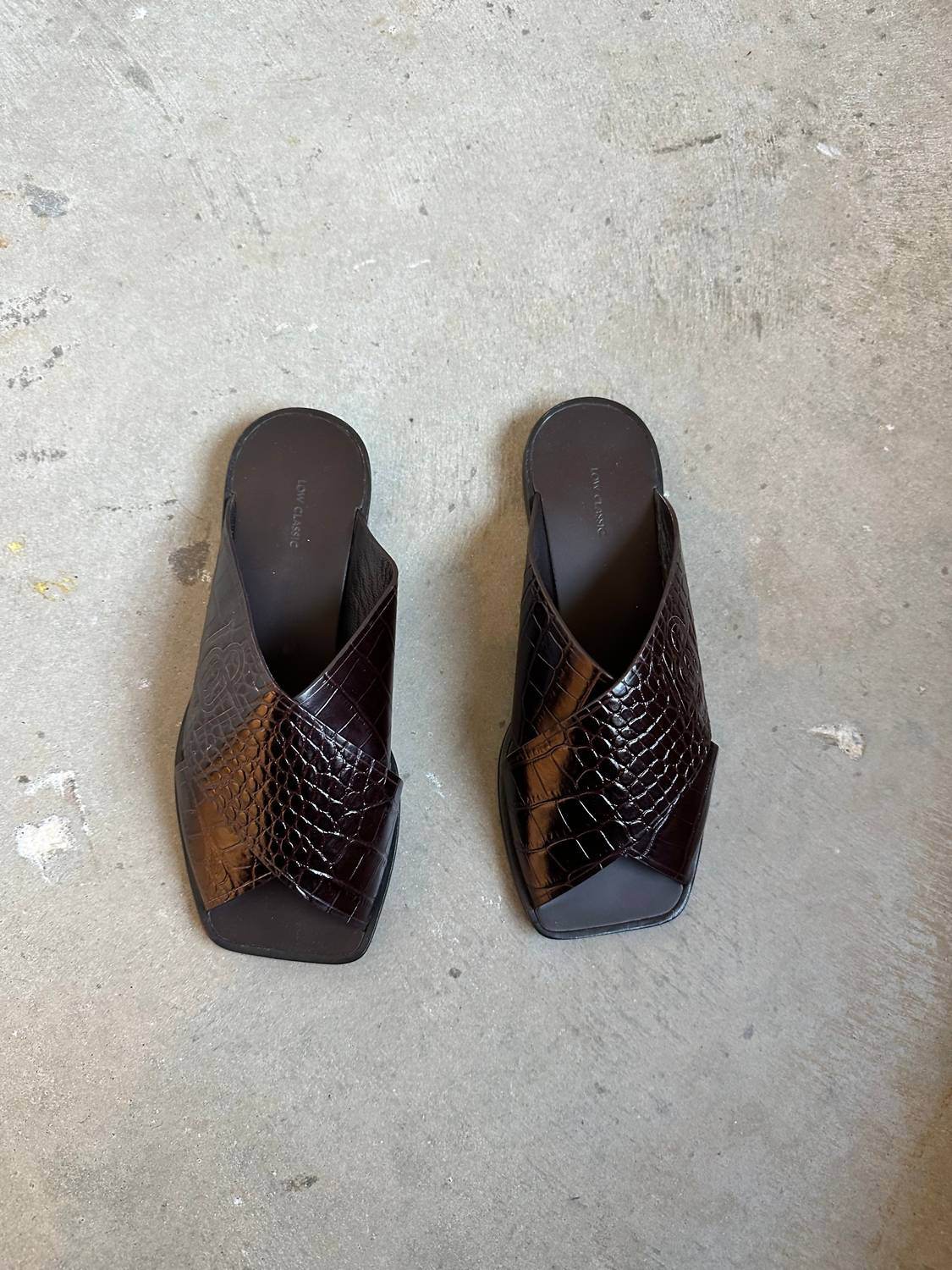 Low Classic - Leather Crossover Sandals - Rack Hunt -