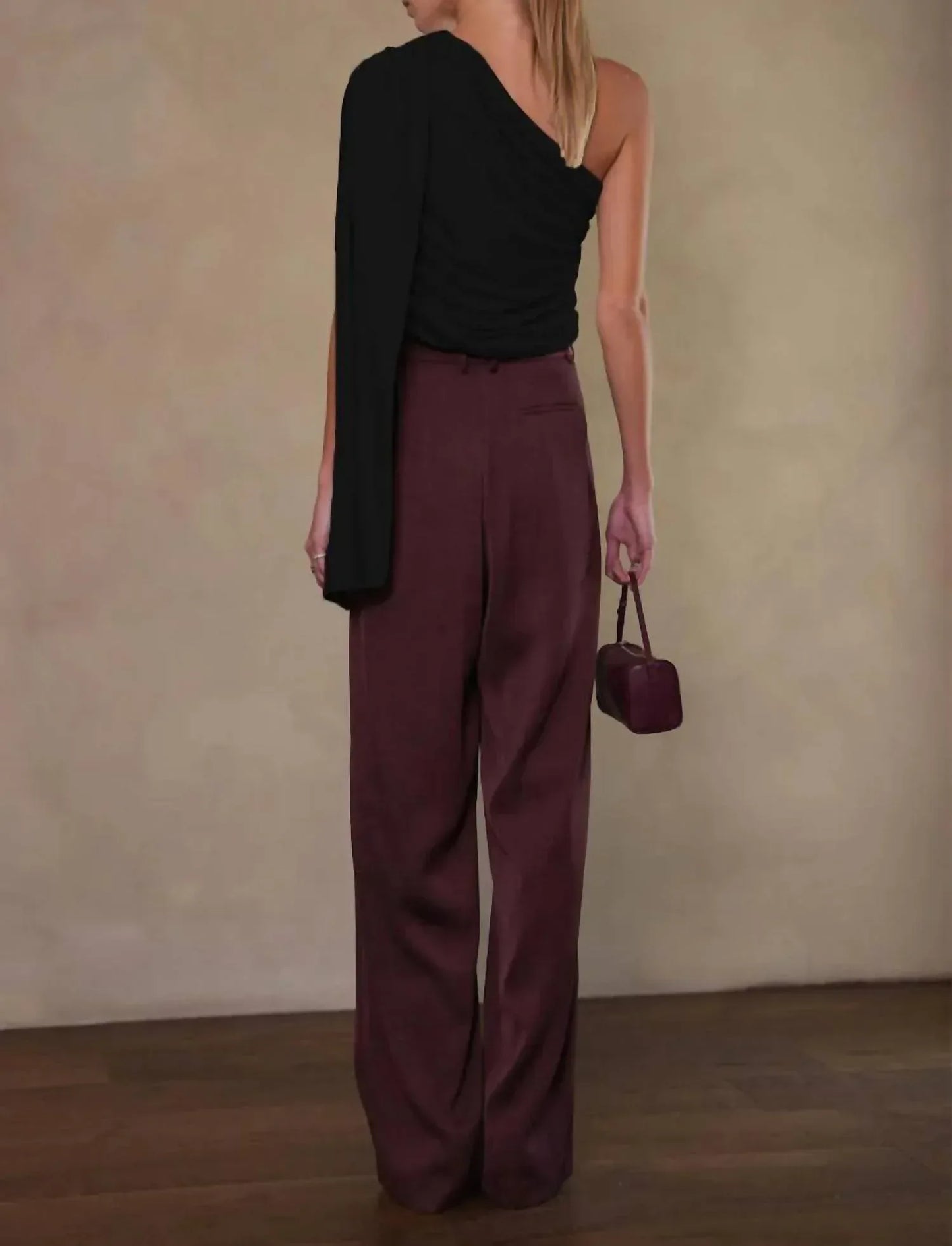 parentezi - Elsa Asymmetrical Top - Rack Hunt