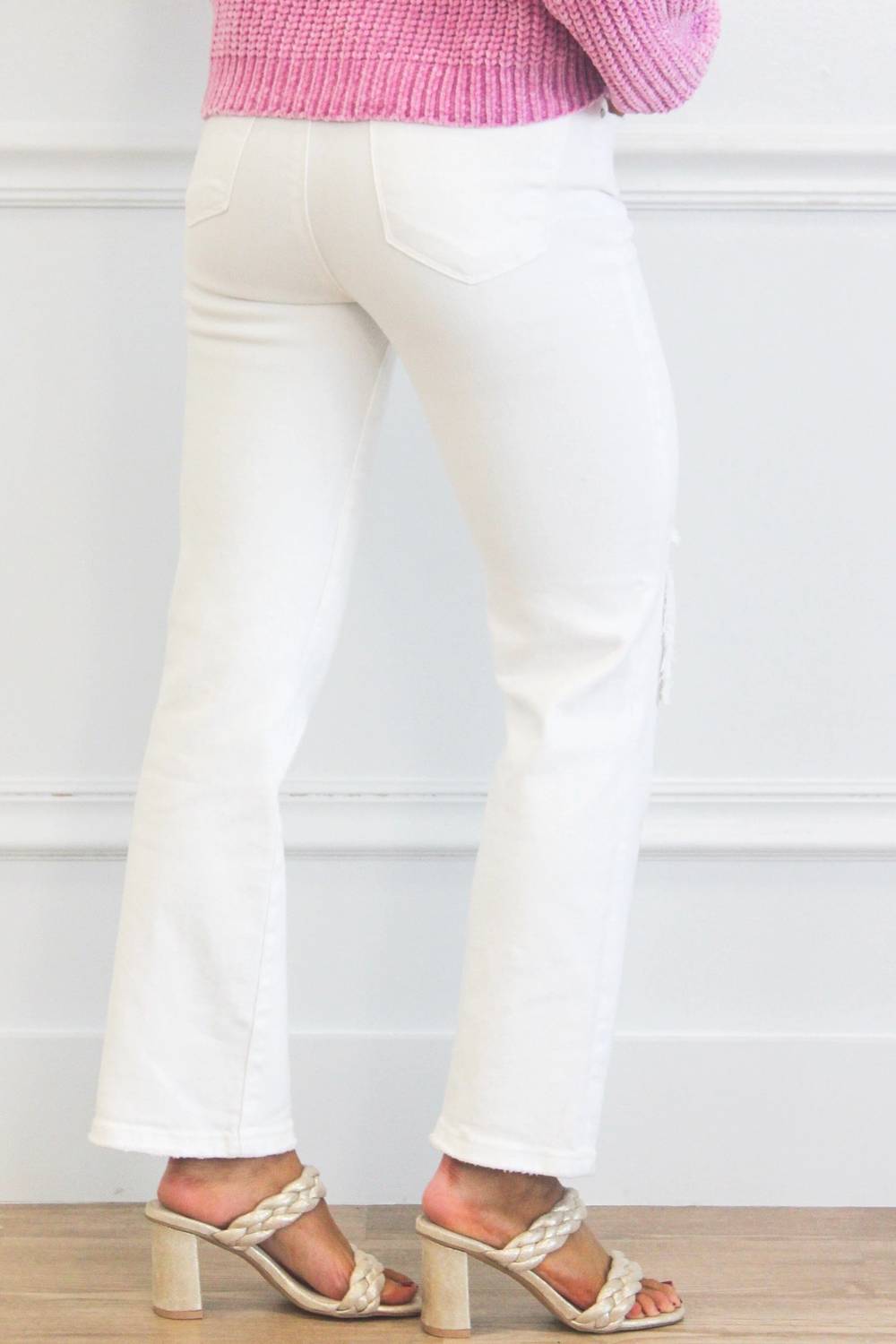 Distressed Straight Leg Jeans