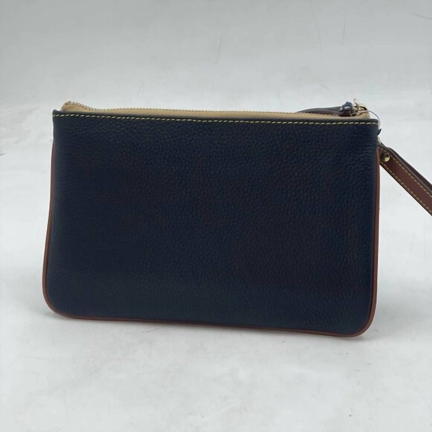 Women's Pebble Grain Leather Large Wristlet