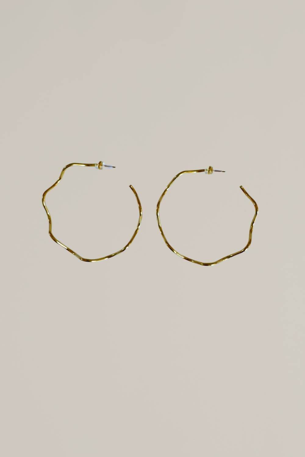 Peter + June - wavy hoop earrings - Rack Hunt