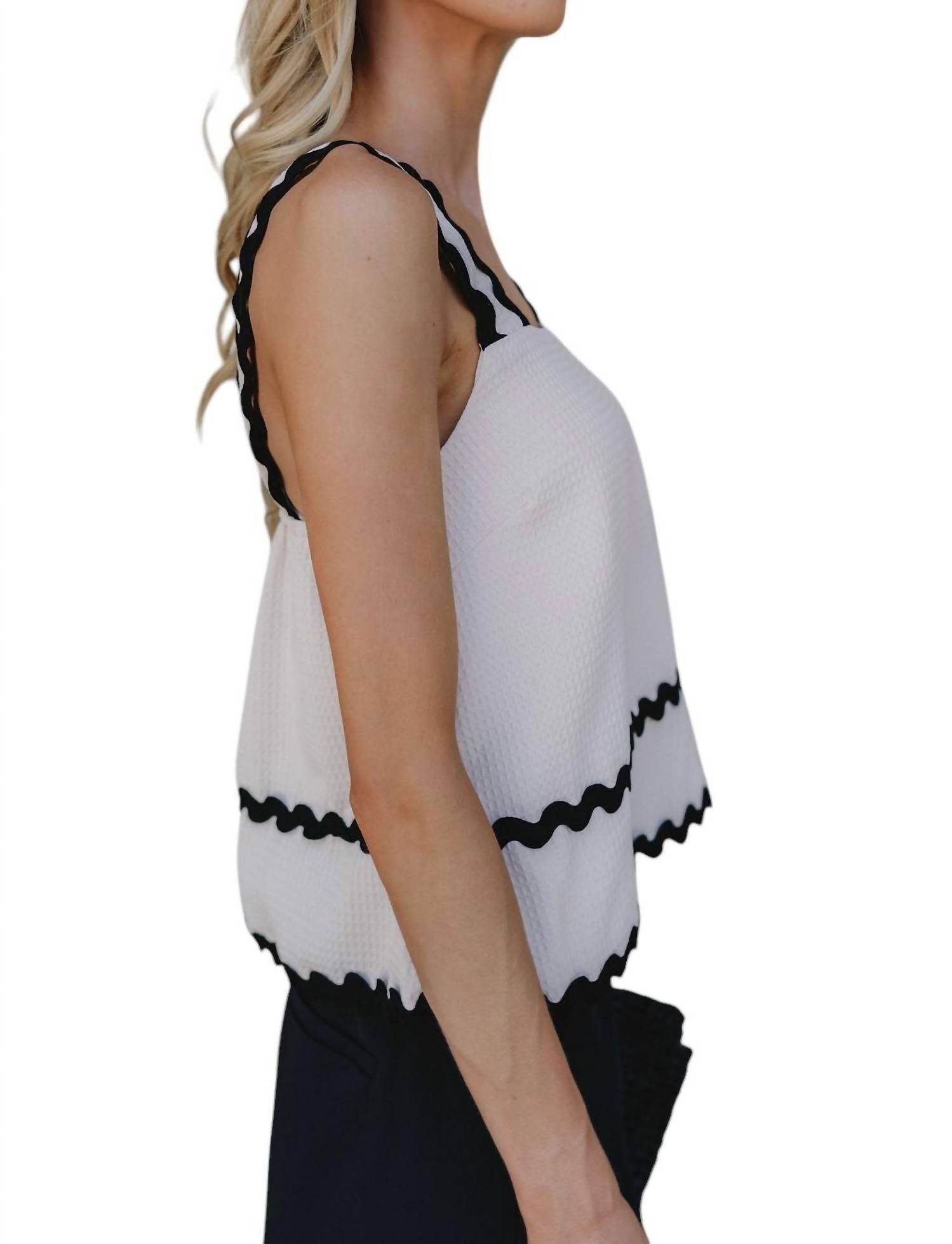 How Very Loved - Sadie Textured Tank Top - Rack Hunt -