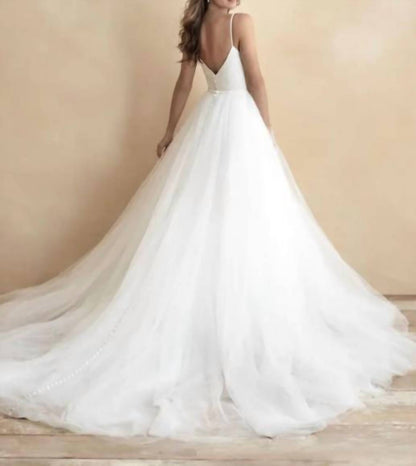 Elegant Bridal Gown