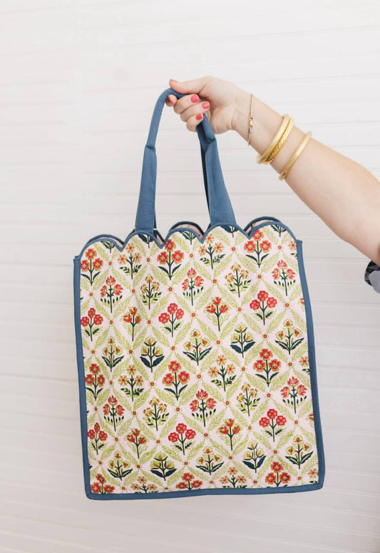 Women's Luxe Regular Quilted Tote Bag