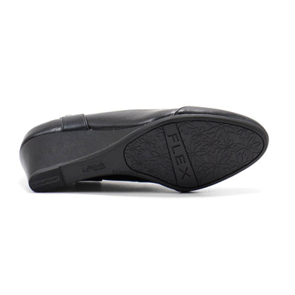 Women's Dreams Wedge Pump