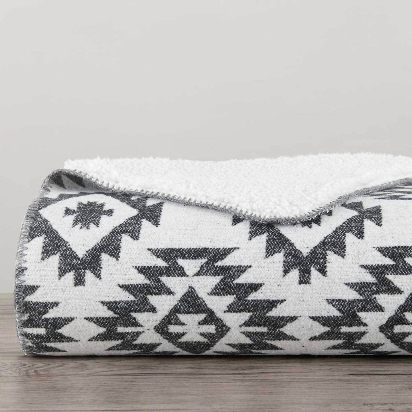 HiEnd Accents - Aztec Designer Shearling Throw Blankets - Rack Hunt -