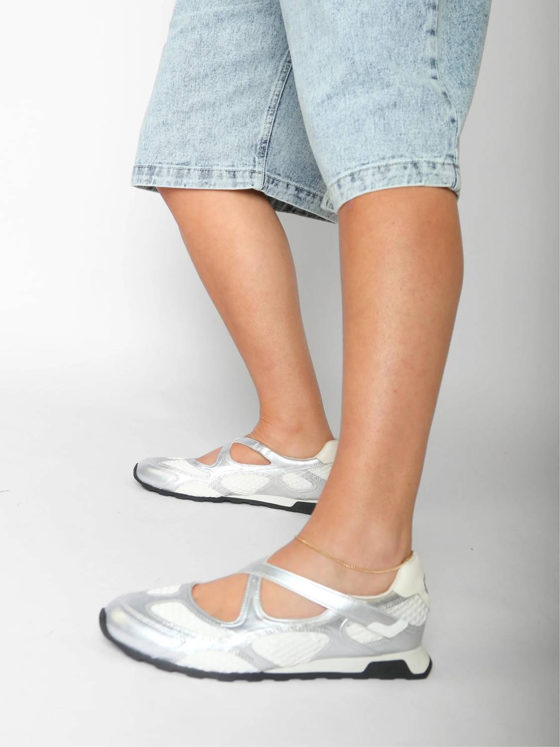 Women's Kore Sneaker