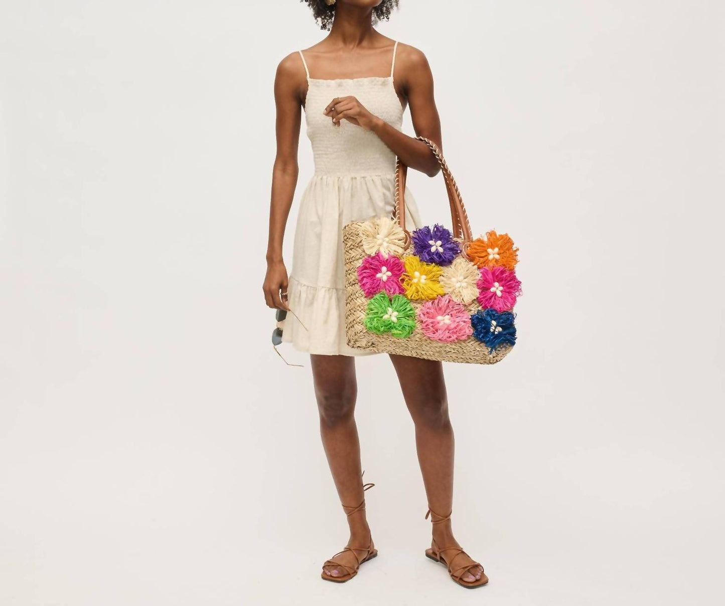 Women's Queenie Floral Straw Tote Bag