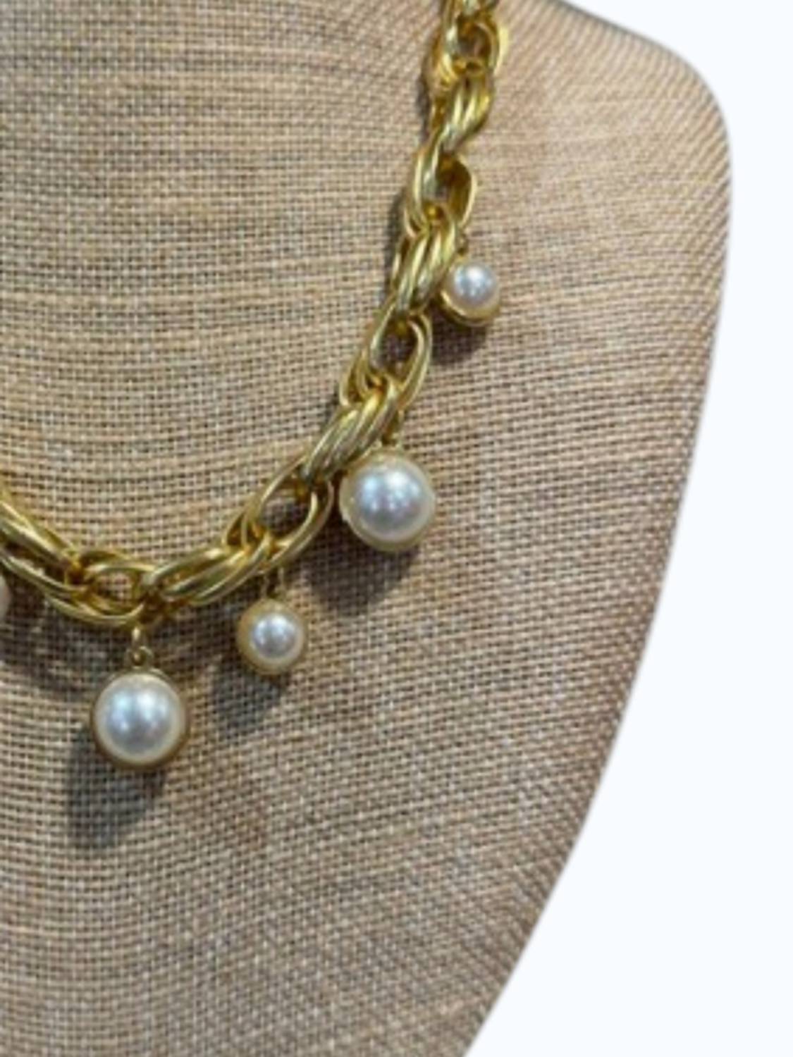 Women's Intertwined Pearl Drop Necklace