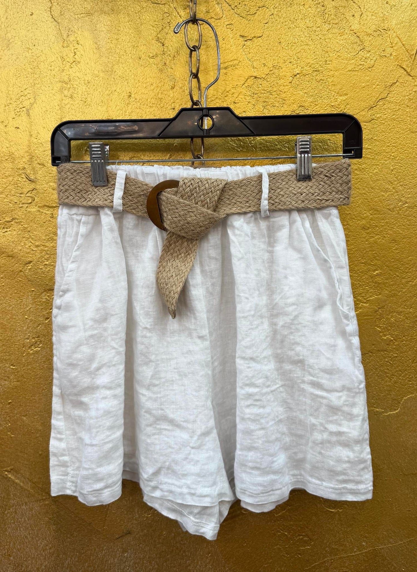 Women's Italian Linen Shorts With Belt
