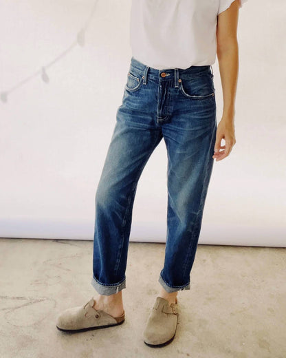Loose Crop Mid Rise Jeans