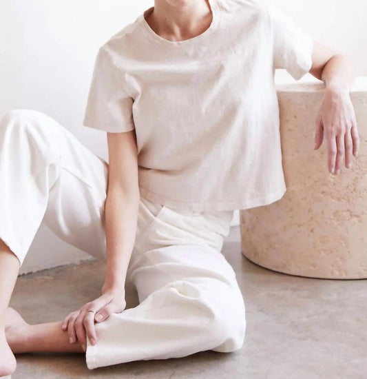 It is well L.A. - Round Neck Short Sleeves Crop Tee - Rack Hunt