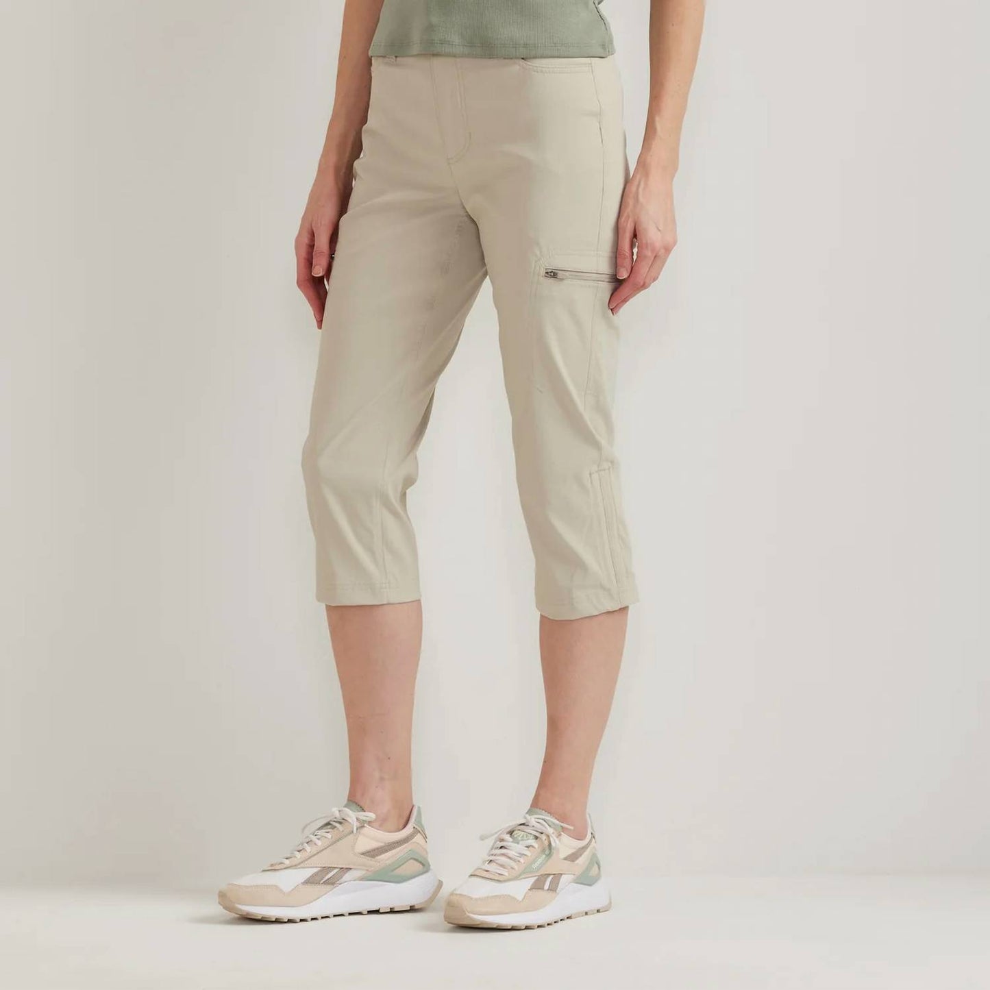 Guide Pro High Rise Capri Pants