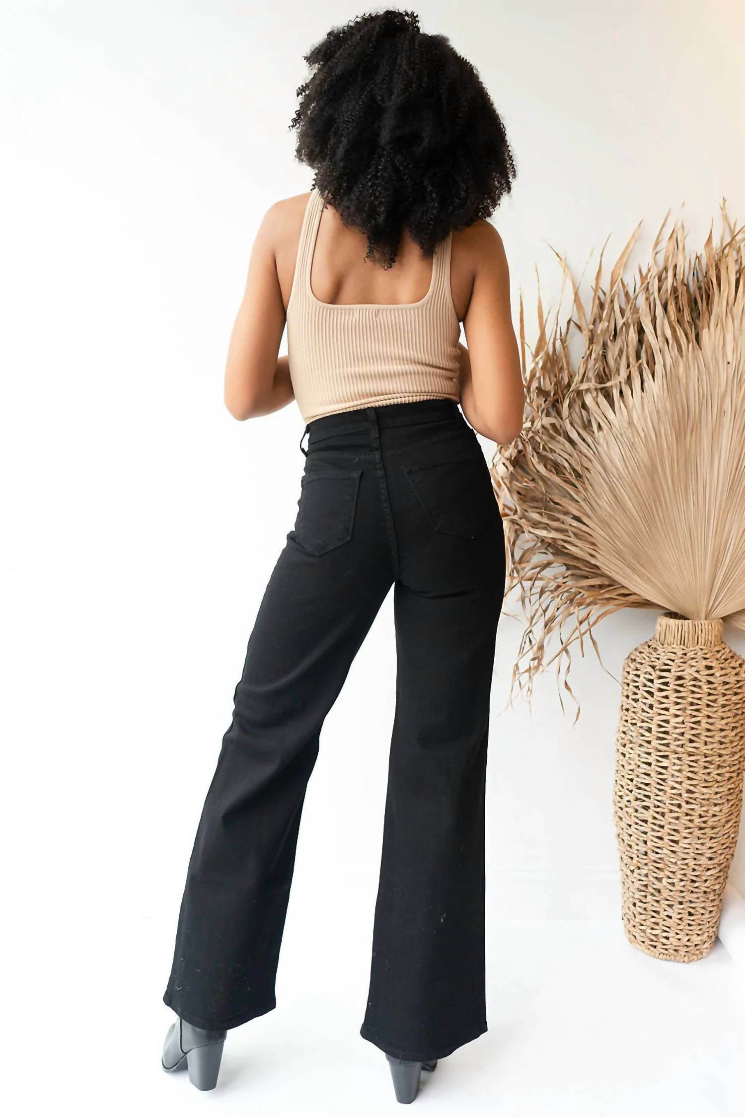 VIBRANT - Field Of Jeans - Rack Hunt -