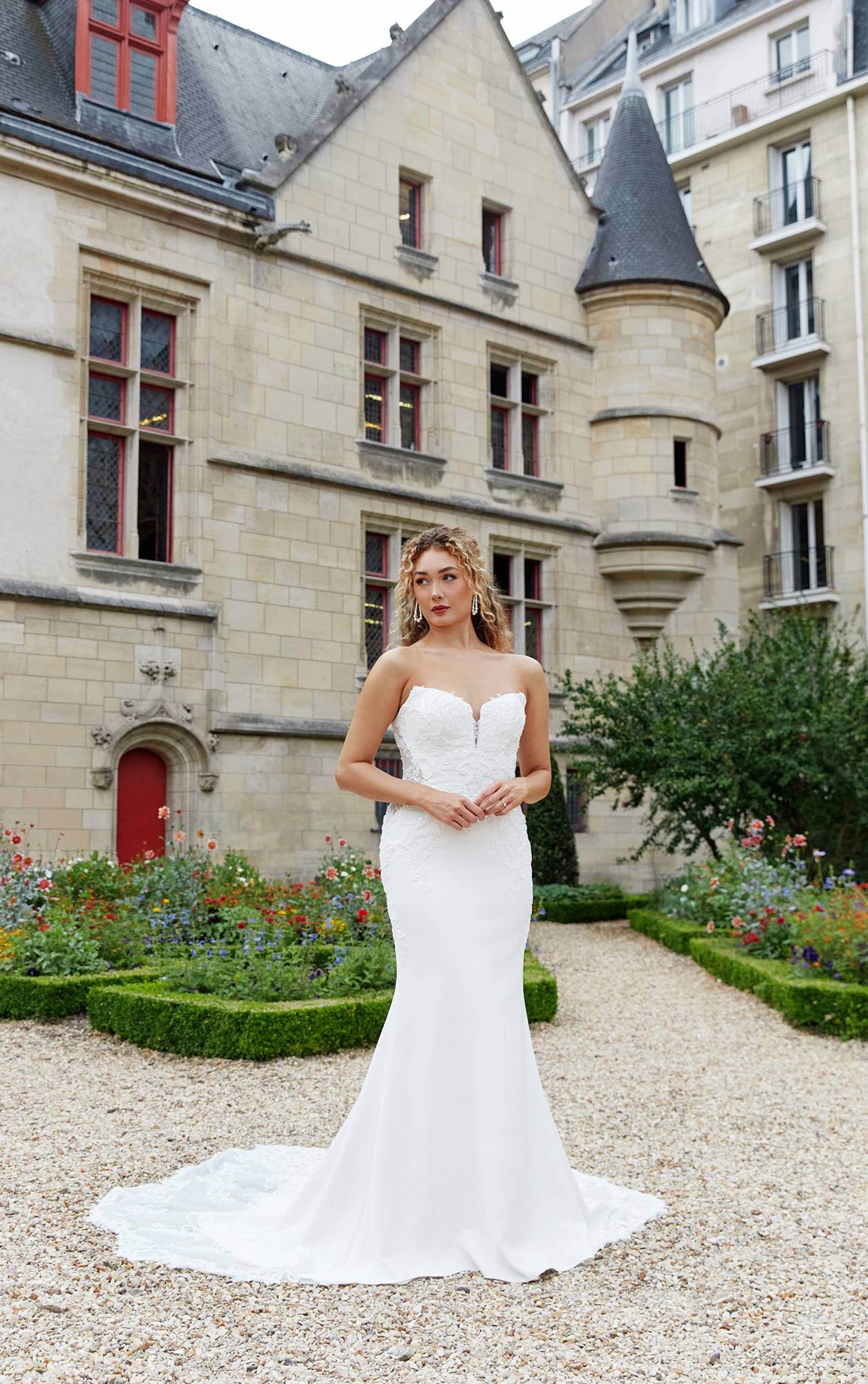 Essence of Australia - Sophisticated Lace Column Wedding Dress - Rack Hunt