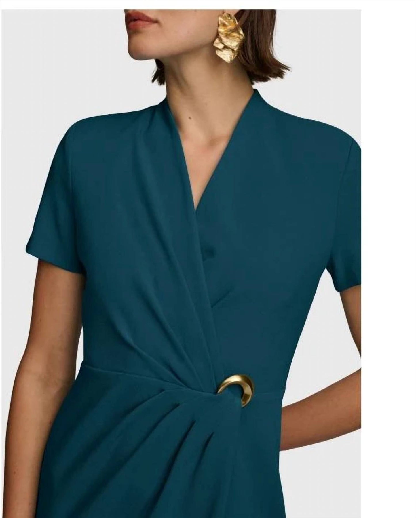 Ruched O-ring Sheath Midi Dress