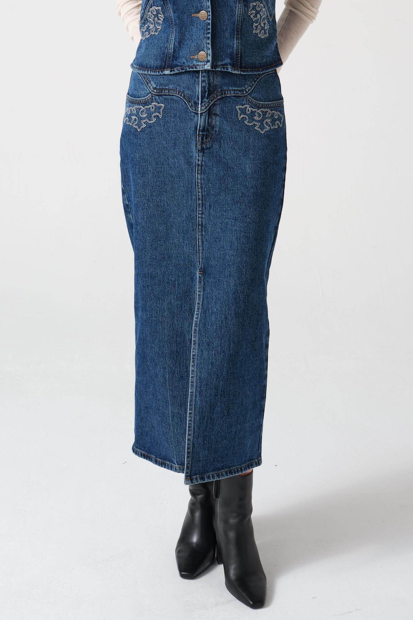 Seventy Eight and Sunny - Embroidered Mia Skirt - Rack Hunt