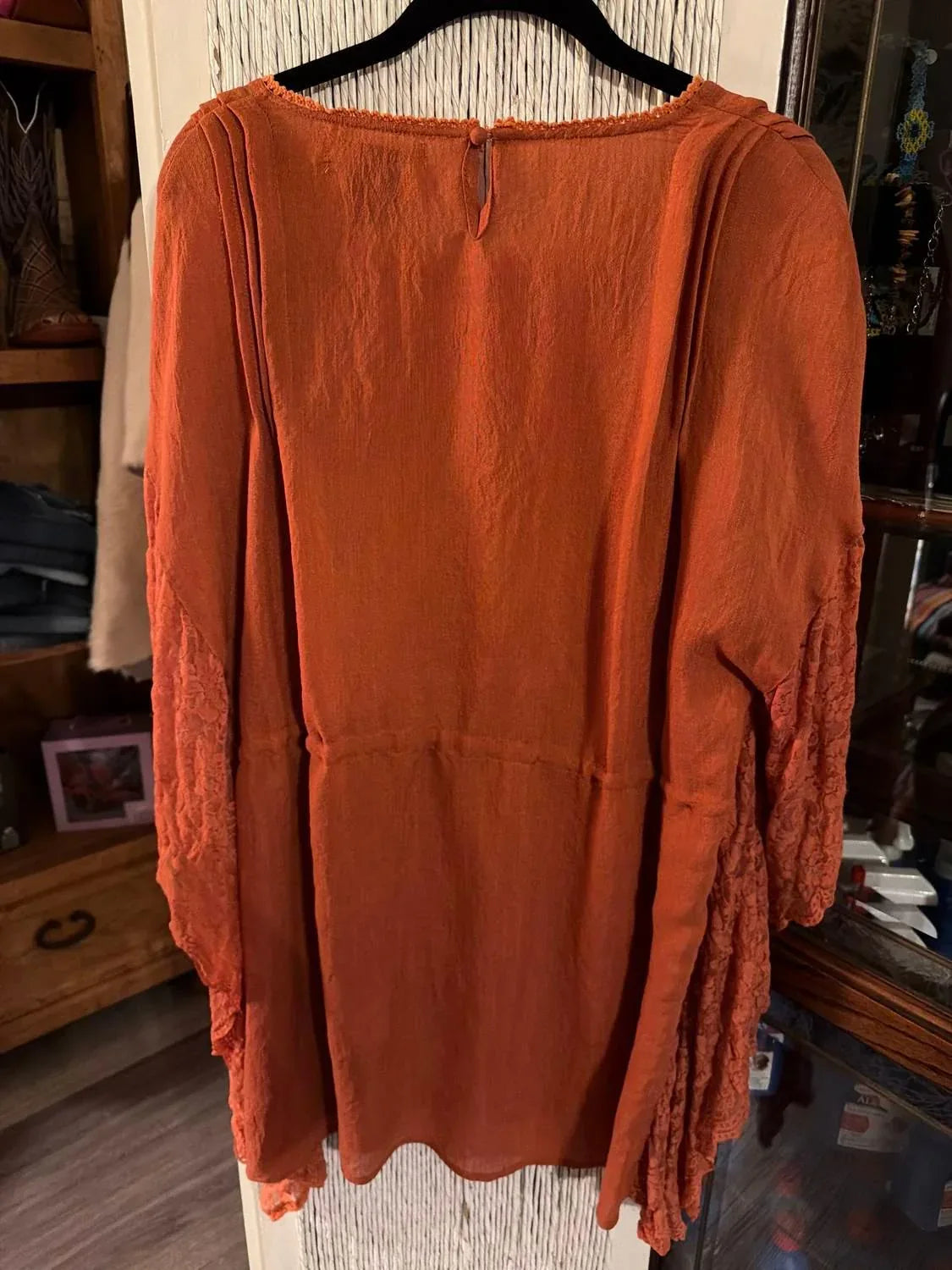 Urban Mangoz - Women's Embroidered Top - Rack Hunt