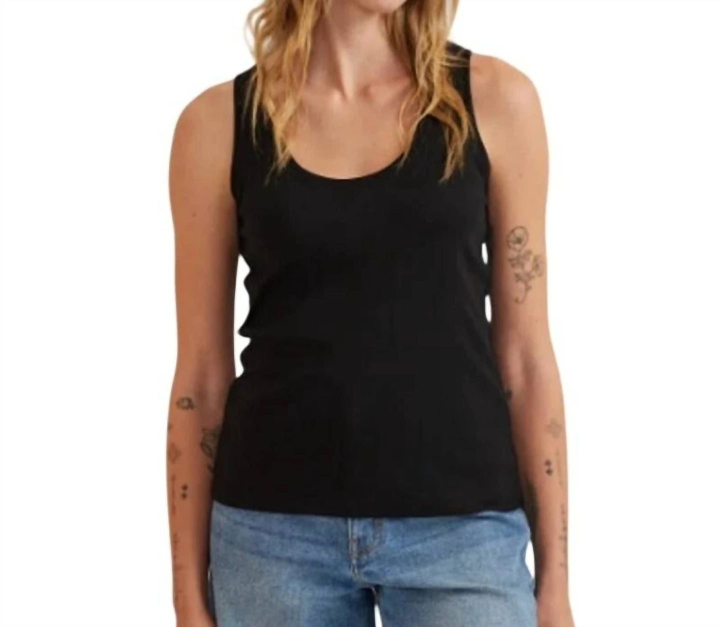 Favorite Scoop Neck Sleeveless Tank Top