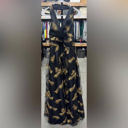New York Halter-neck Maxi Dress