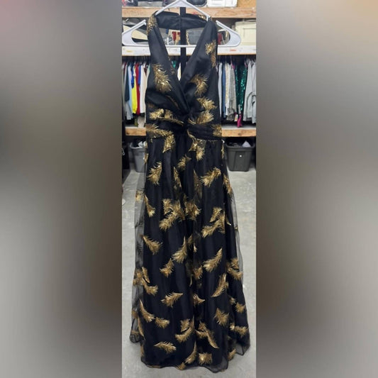 New York Halter-neck Maxi Dress