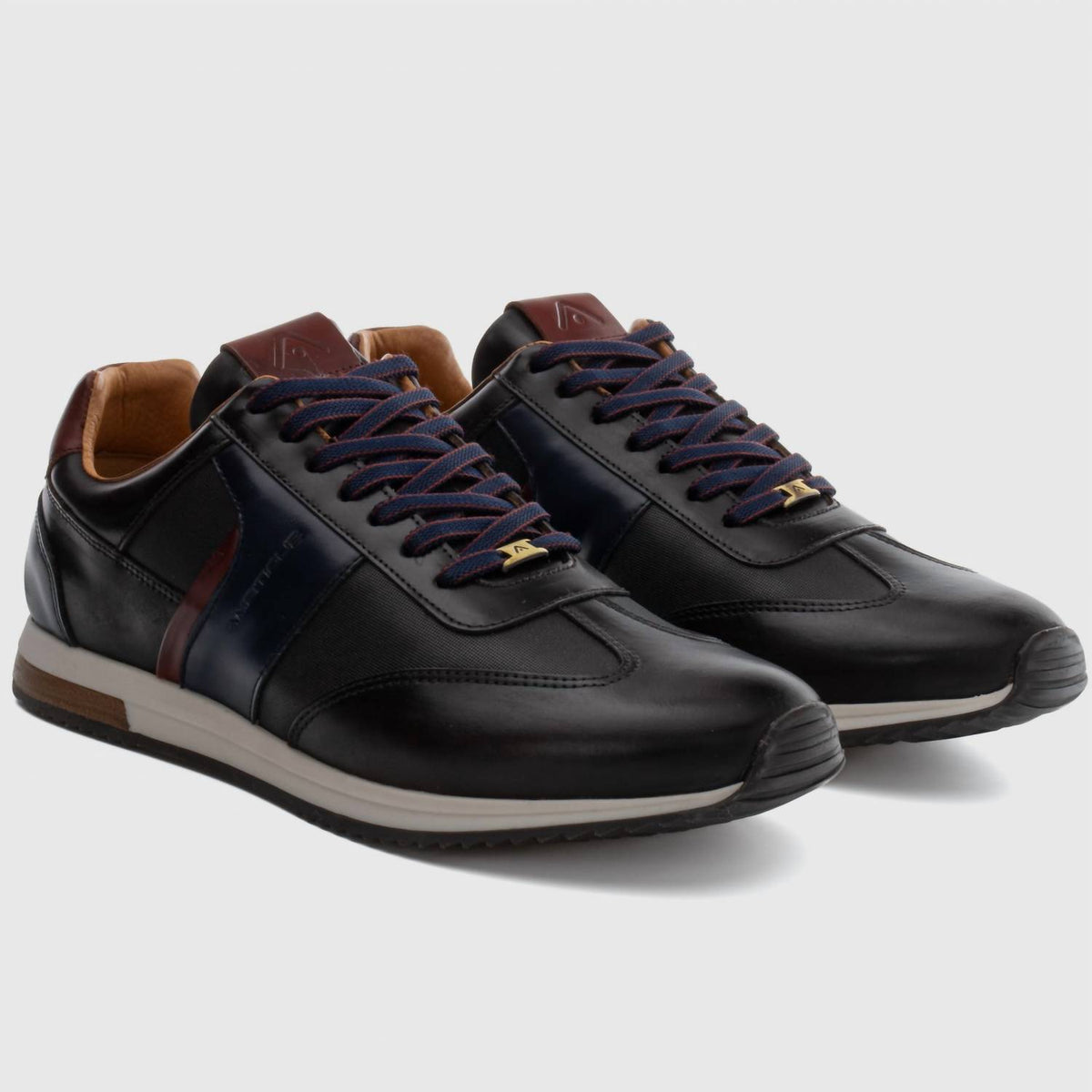 Men's Slow Classic Sneaker