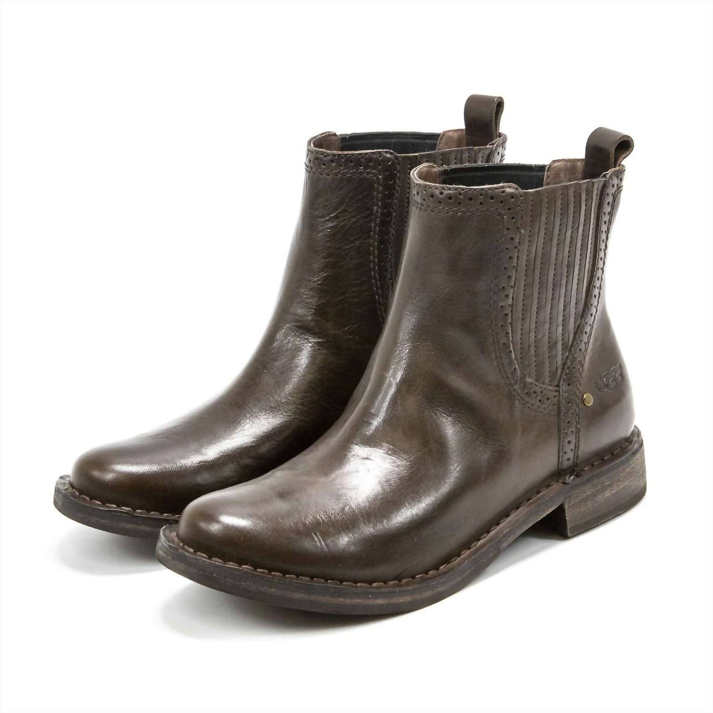Women's Caraby Chelsea Boot