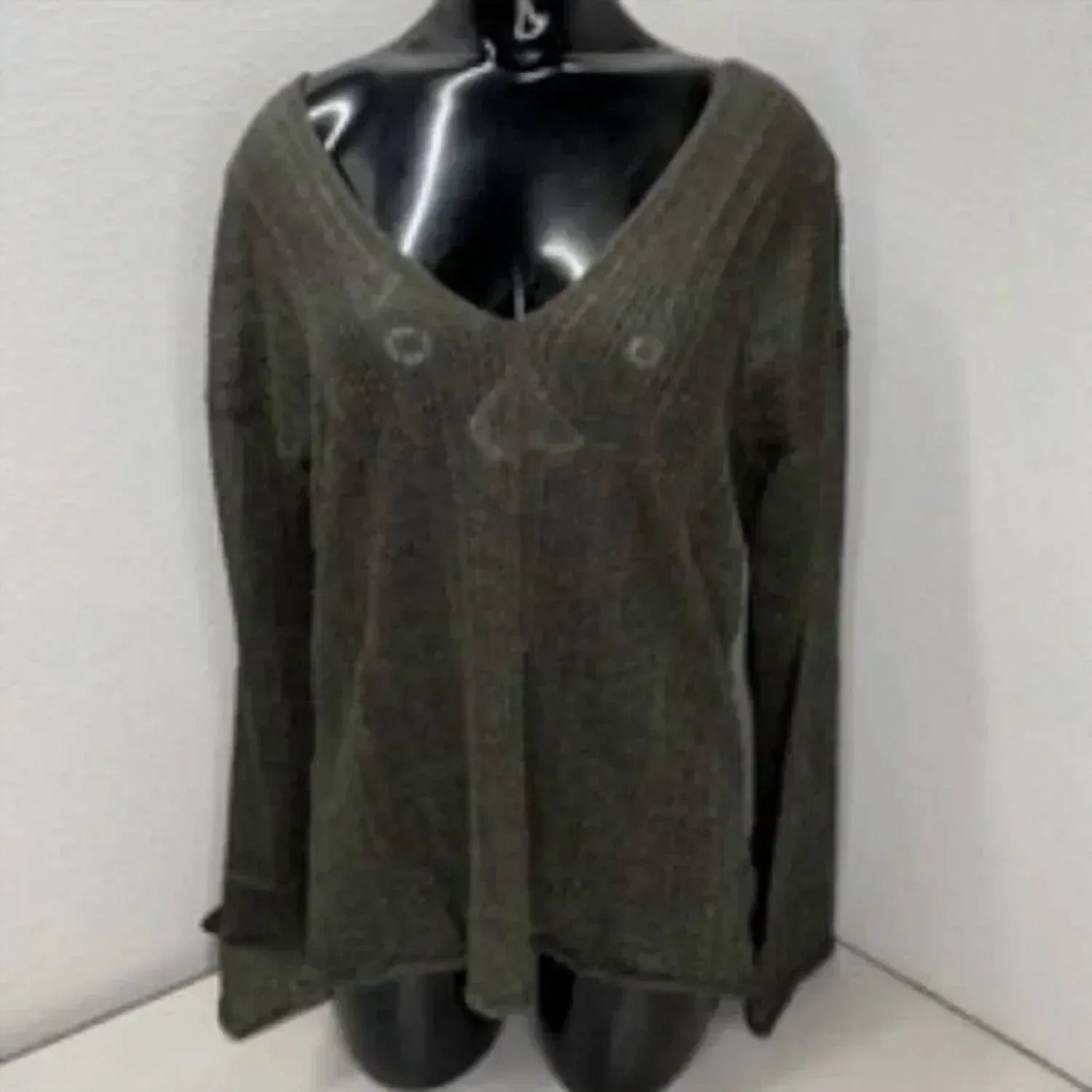 Kourbela - Women's Shimmering V-neck Knit Top - Rack Hunt