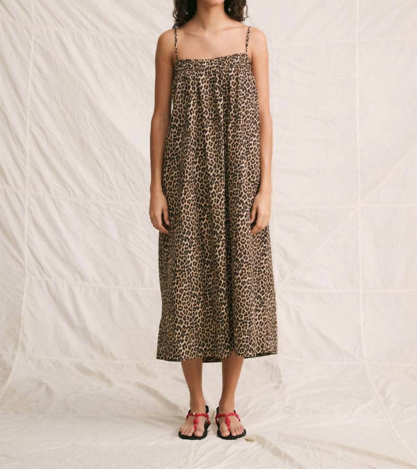 Hod - Muse Robe - Rack Hunt