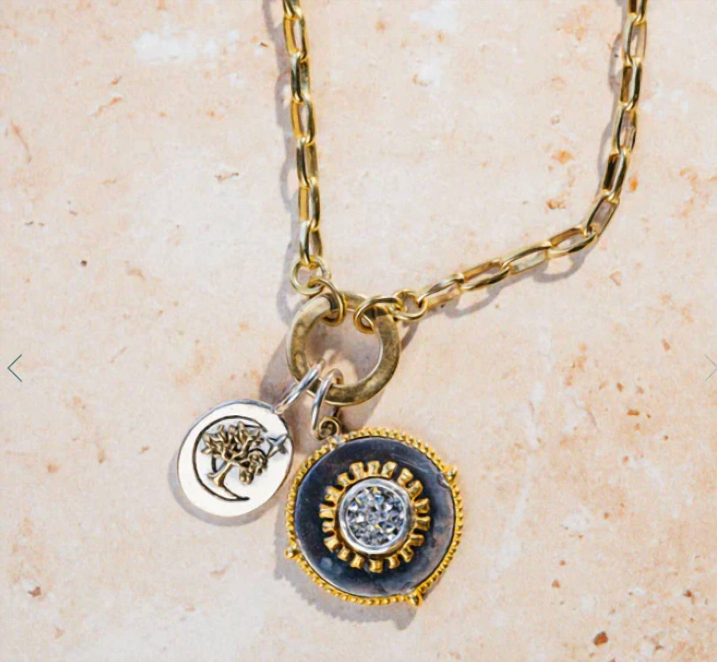 Women's Est Lux Medallion Pendant