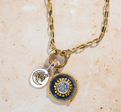 Women's Est Lux Medallion Pendant
