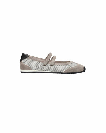 Women's Naomi Sneaker