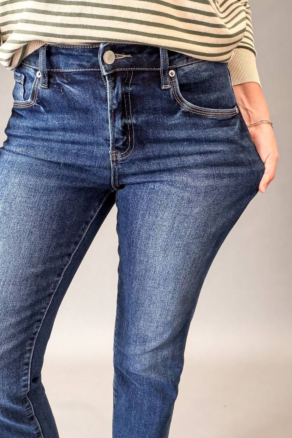 Mid Rise Straight Crop Jeans