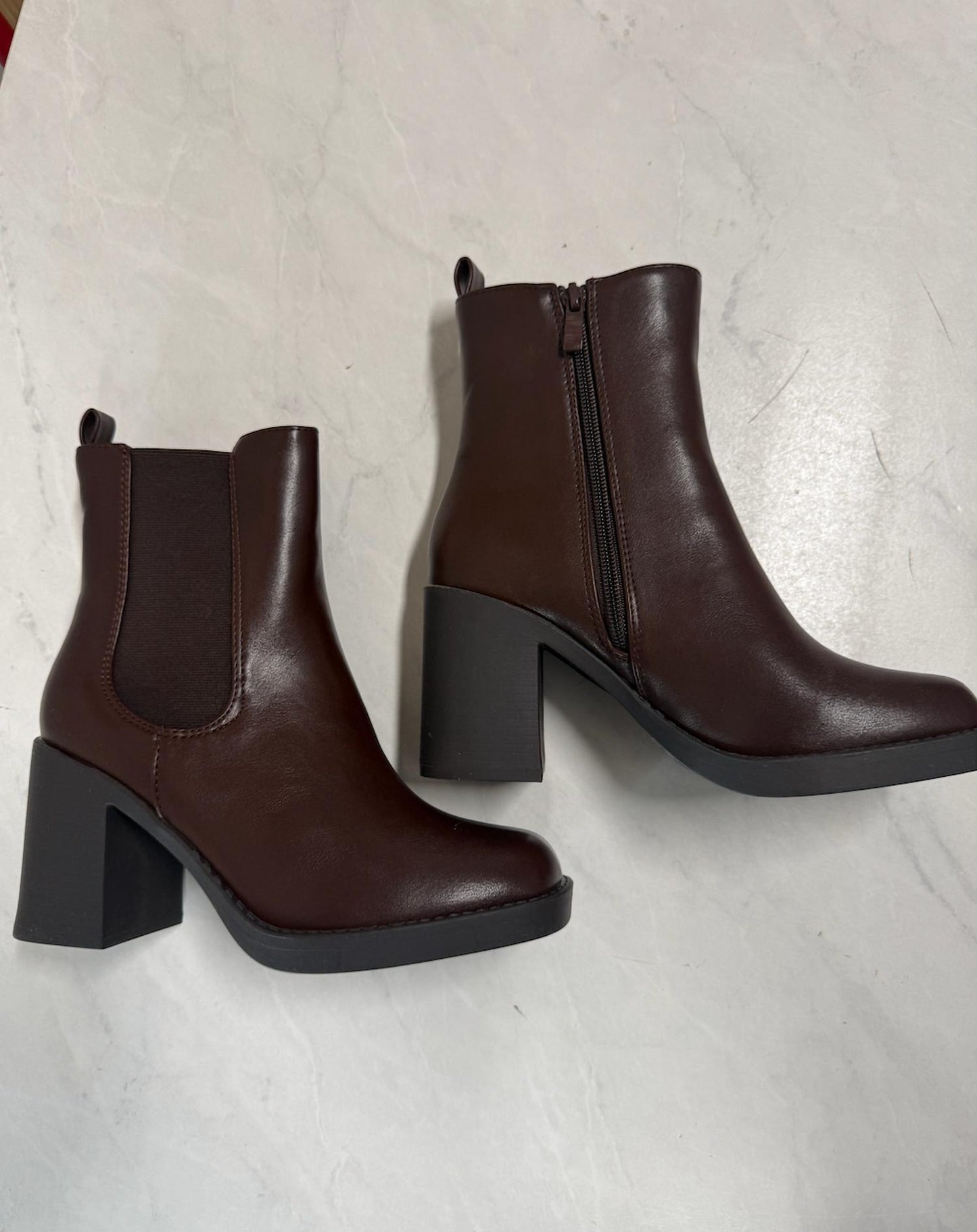 Women's Leather Round Toe Bootie