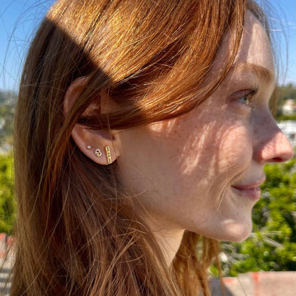 Women's Pretzel Crystal Stud Earrings